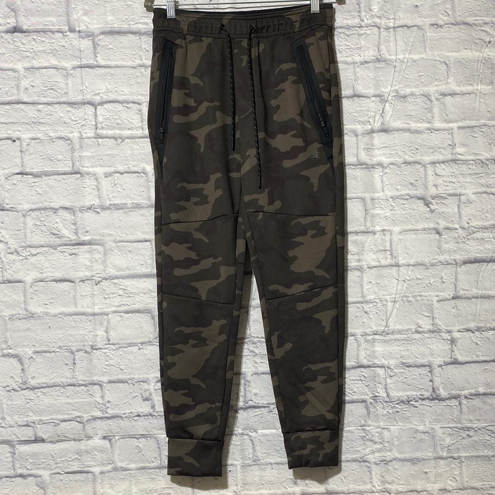 Men's Camo Jogger Pants